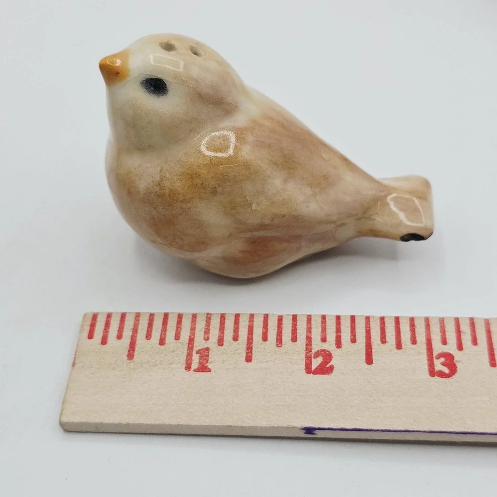 Vtg Beige Bird Salt & Pepper Shakers Ceramic Set Of 2 Small Kitchen‎ Table Decor